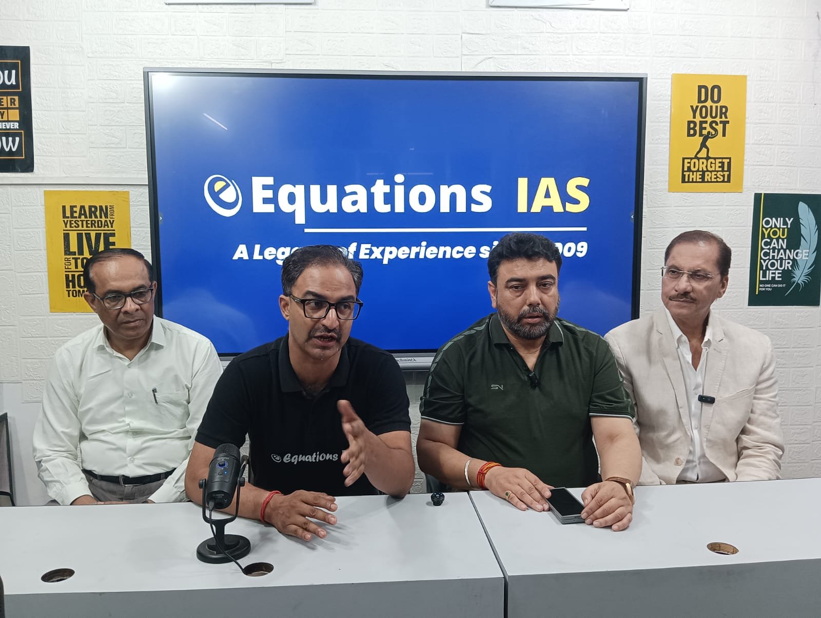 उत्तराखंड पीसीएस परीक्षा में इक्वेशन्स IAS के 21 विद्यार्थियों का चयन