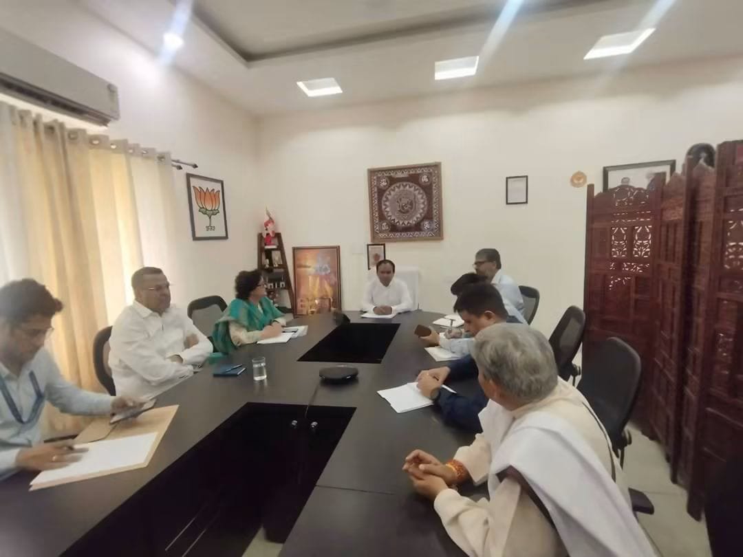 प्रत्येक जनपद में स्थापित होंगी क्रेडिट को-ऑपरेटिव सोसाइटियांः डॉ. धन सिंह रावत