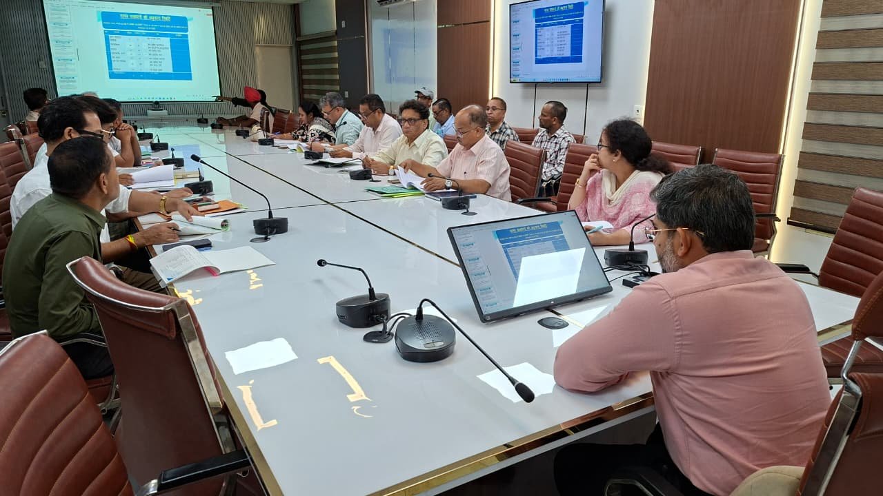 सीडीओ अभिनव शाह ने चिकित्सा प्रबंधन समितियों की बैठक में दिए निर्देश, मरीजों को गुणवत्तापूर्ण उपचार व पोषण पर जोर