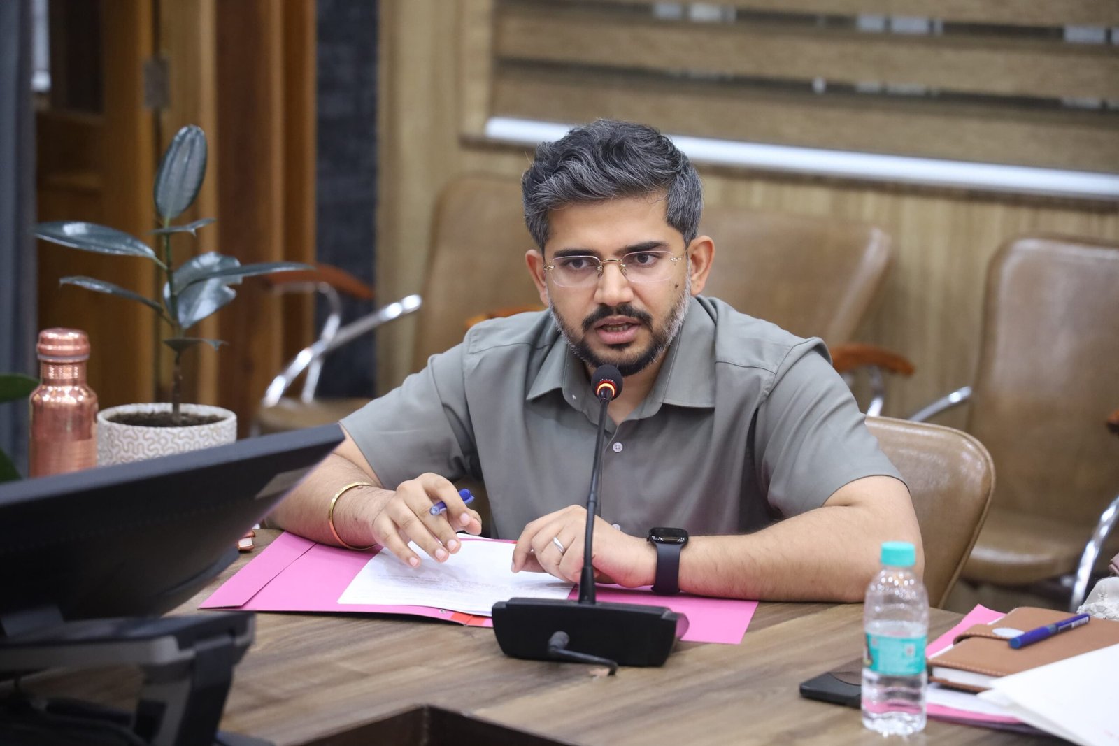 एसआईआर में तेजी के साथ पारदर्शिता एवं शुद्धता सुनिश्चित करें अधिकारी : सीडीओ अभिनव शाह