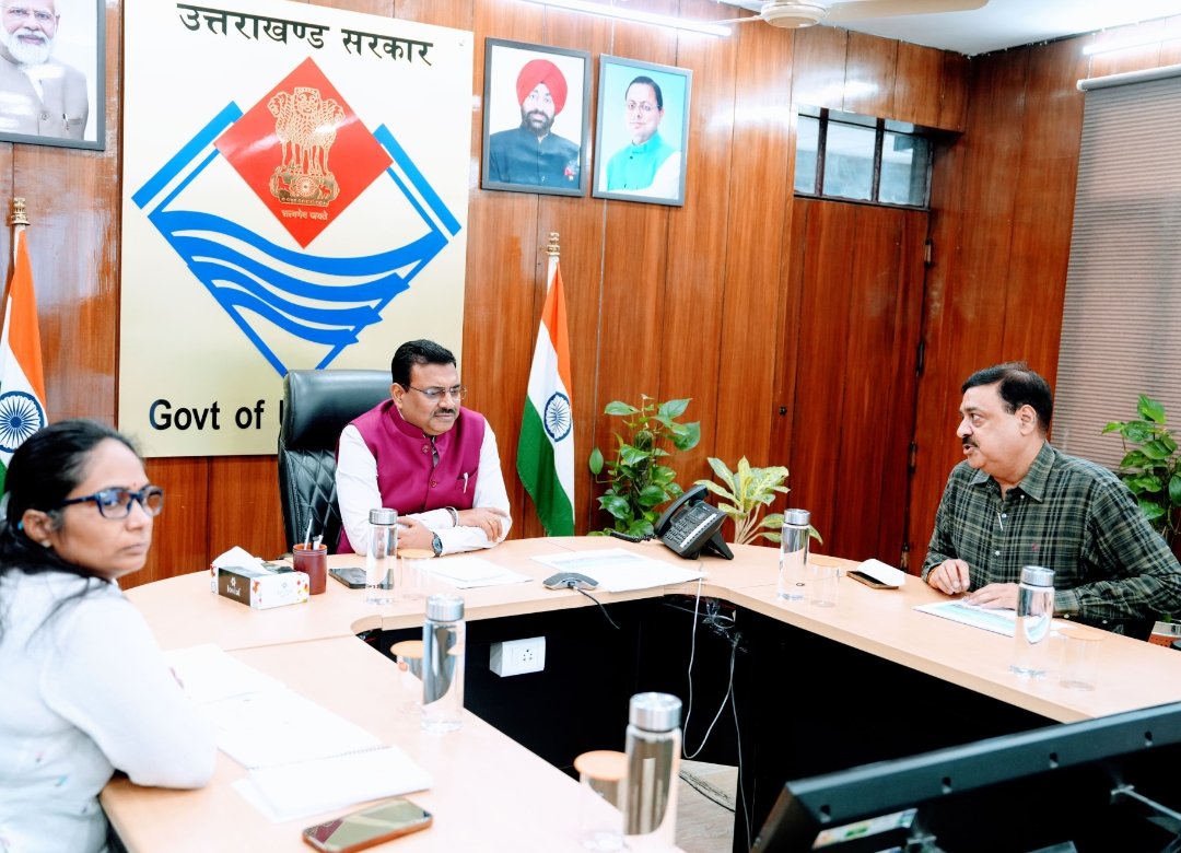 मुख्य सचिव ने की चिकित्सा स्वास्थ्य एवं चिकित्सा शिक्षा विभाग की समीक्षा